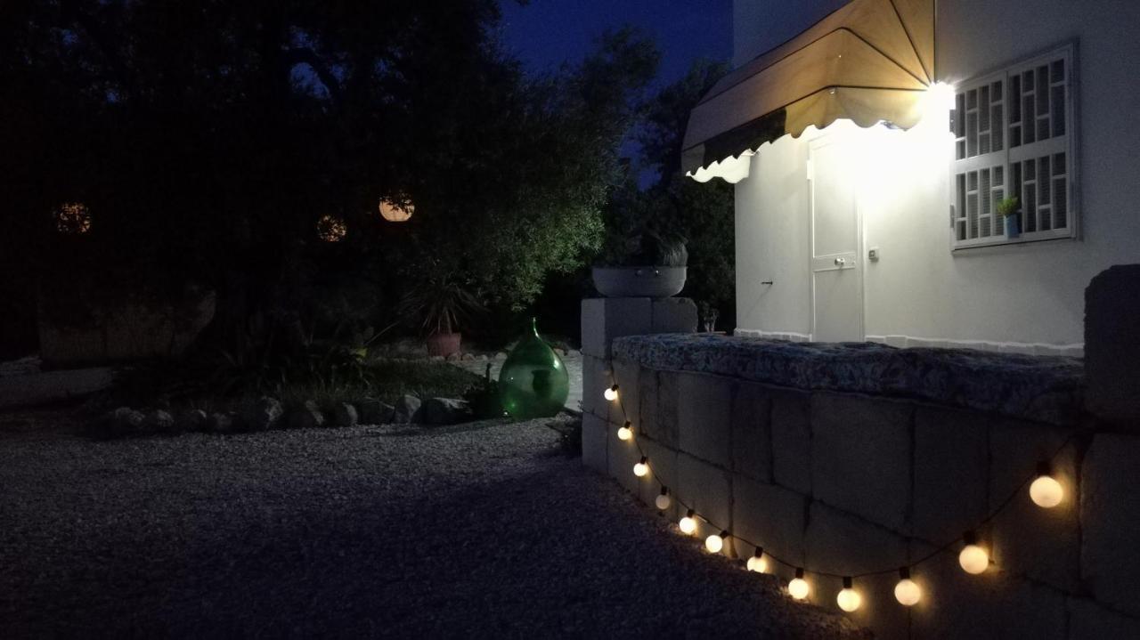 B&B Villa Mediterranee Con Parking Space トラーニ エクステリア 写真