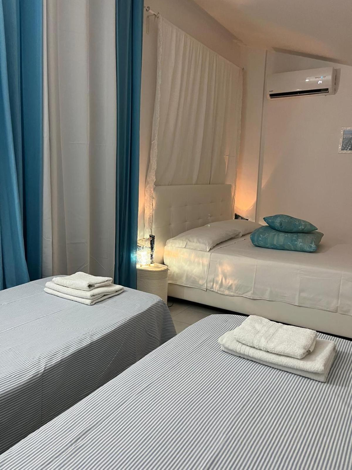 B&B Villa Mediterranee Con Parking Space トラーニ エクステリア 写真