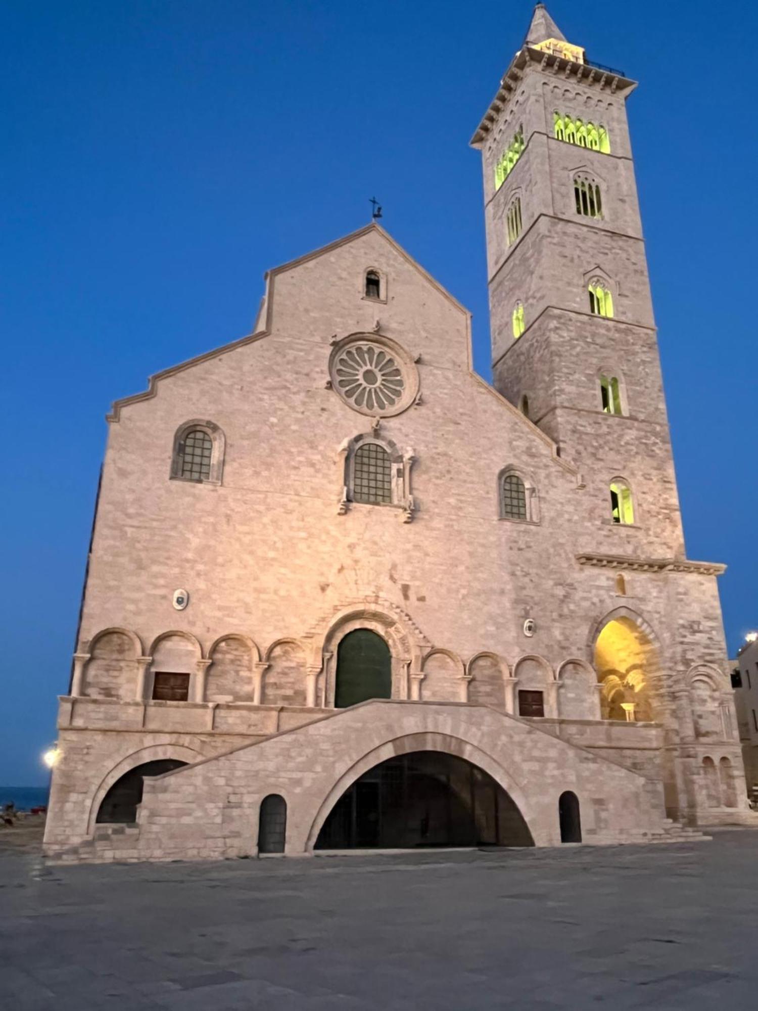B&B Villa Mediterranee Con Parking Space トラーニ エクステリア 写真